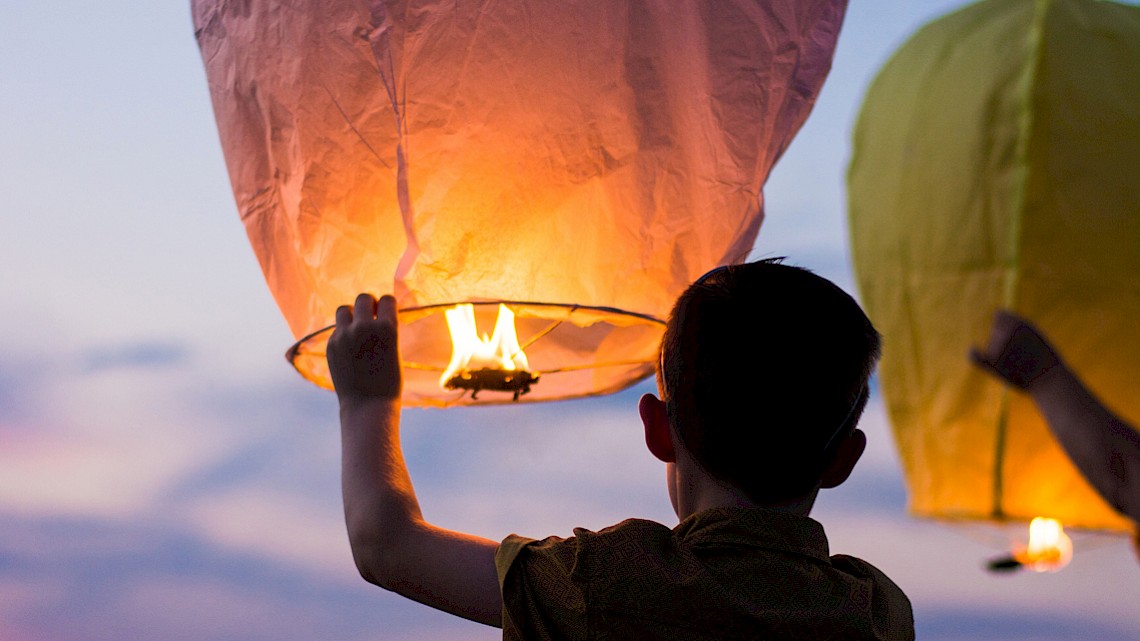 Een wensballon, niet zonder gevaar